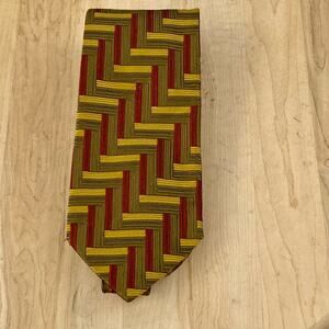 Ermenegildo Zegna Mens Tie Woven‎ 100% Silk Yellow Red Geometric Abstract Print